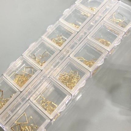 カラフルネイルズ/キャンメイク/マニキュアを使ったクチコミ(4枚目)