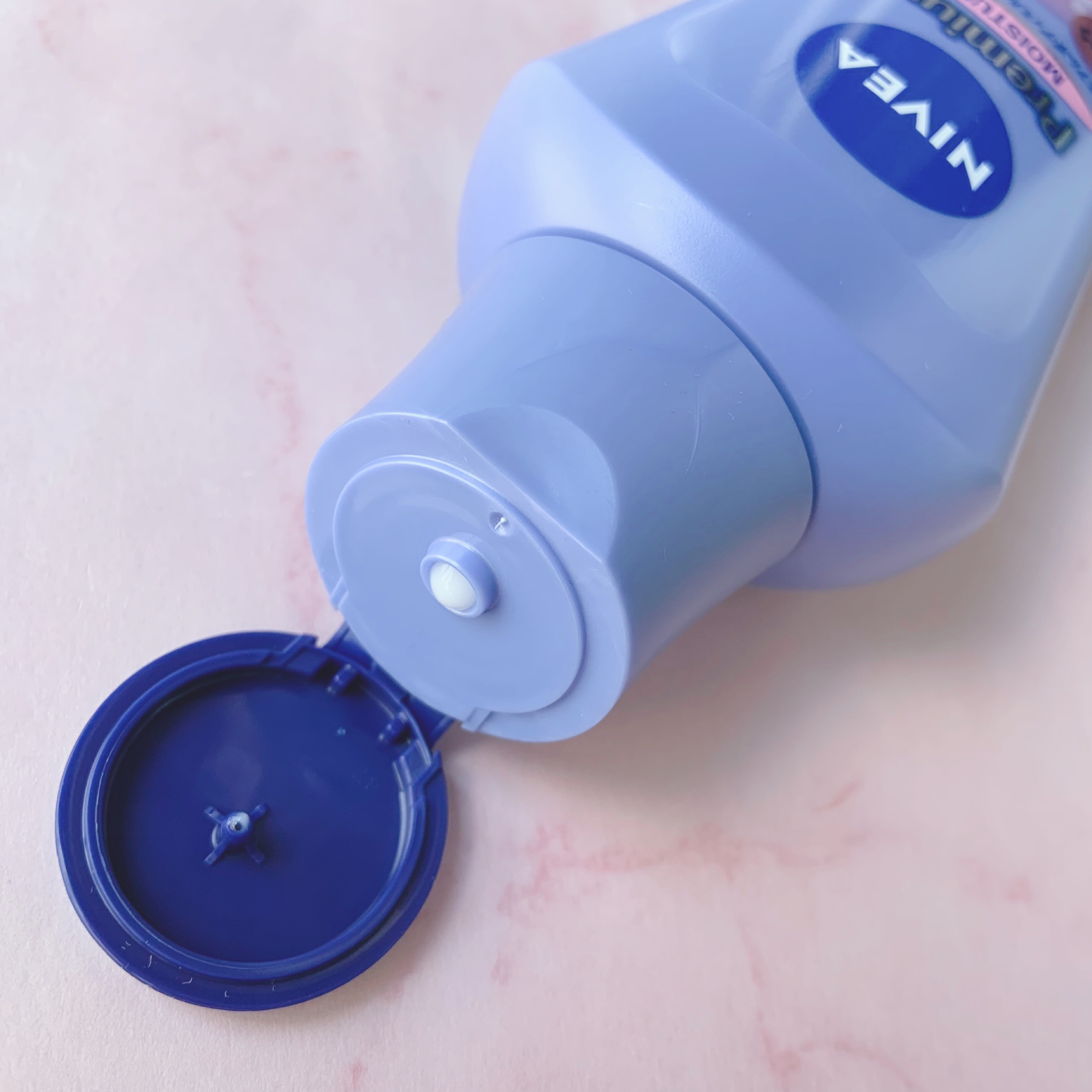 ニベア プレミアムボディミルク モイスチャー/ニベア/ボディミルクを使ったクチコミ（3枚目）