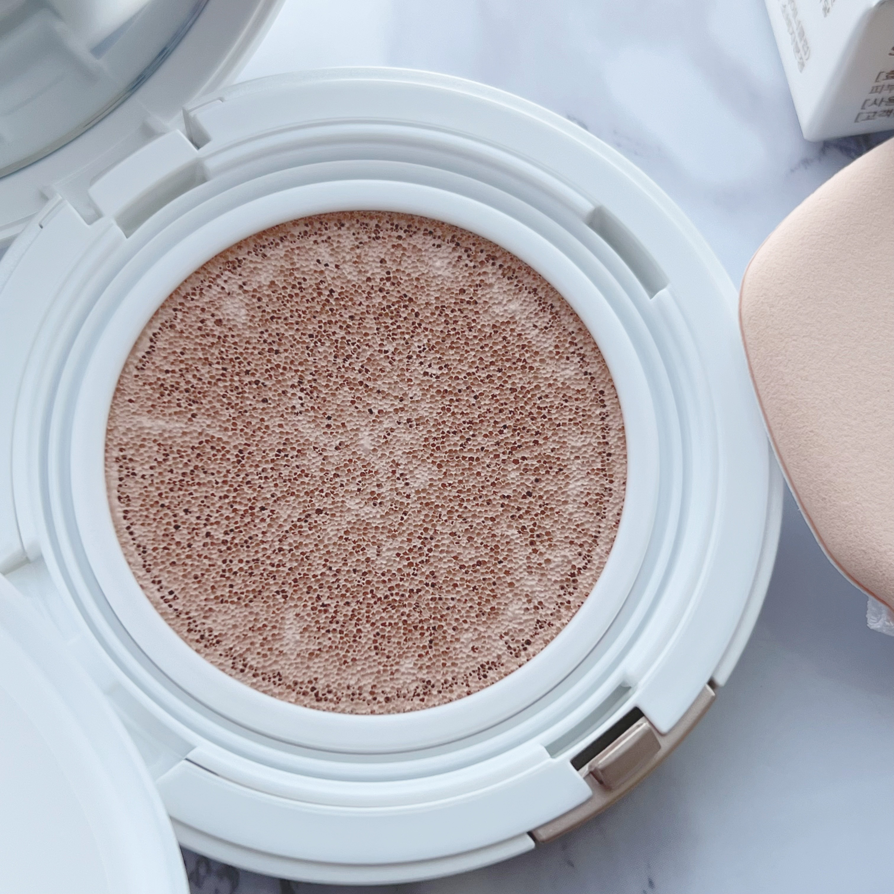 GLEAM COVERAGE CUSHION/BLANC DIVA/クッションファンデーションを使ったクチコミ（3枚目）