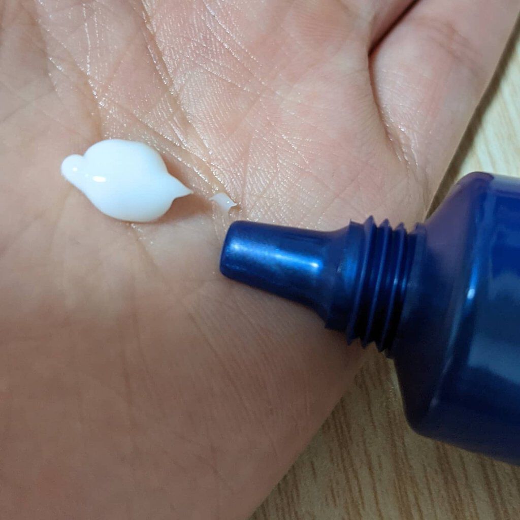 プラセホワイター 薬用美白アイクリーム/明色/アイケア・アイクリームを使ったクチコミ（2枚目）