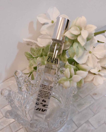 ZARA レッドバニラ