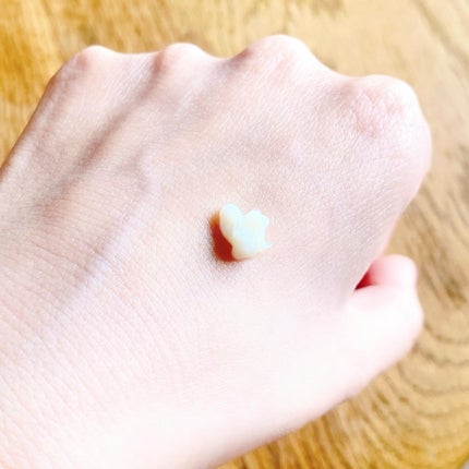 フリーリア 薬用リンクルホワイトセラムE/コープ/美容液を使ったクチコミ(4枚目)