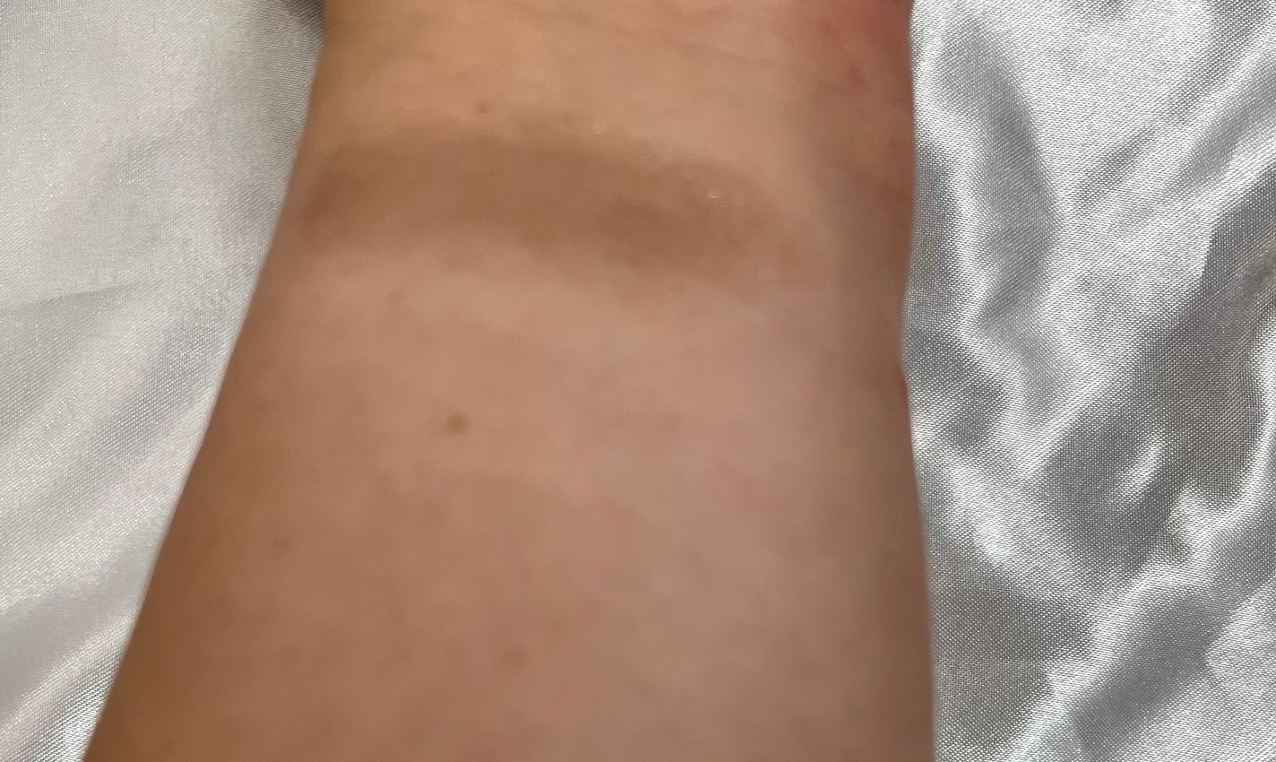 リクイド ラスター アイズ /SUQQU/リキッドアイシャドウを使ったクチコミ(2枚目)