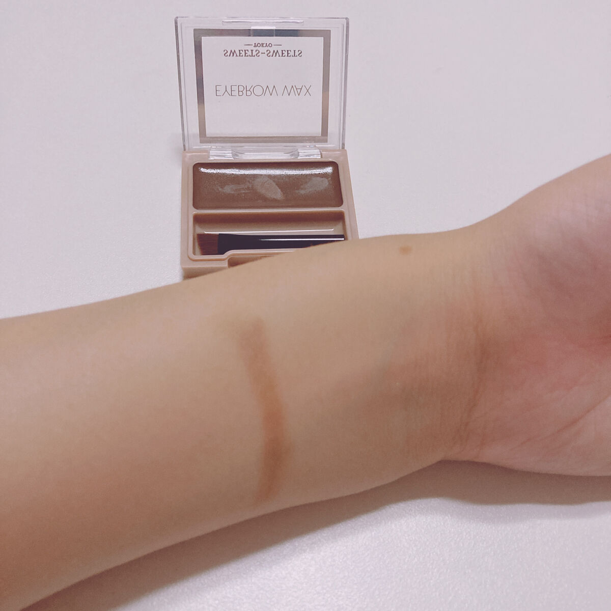 アイブロウワックス 02ナチュラルブラウン/スウィーツ スウィーツ/その他アイブロウを使ったクチコミ（2枚目）