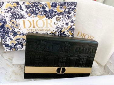 Diorクリスマスコフレ購入品忘備録𓂃 𓈒𓏸

#Dior #エクラン クチュール アイ パレット 
これから使うの楽しみすぎる🤤

