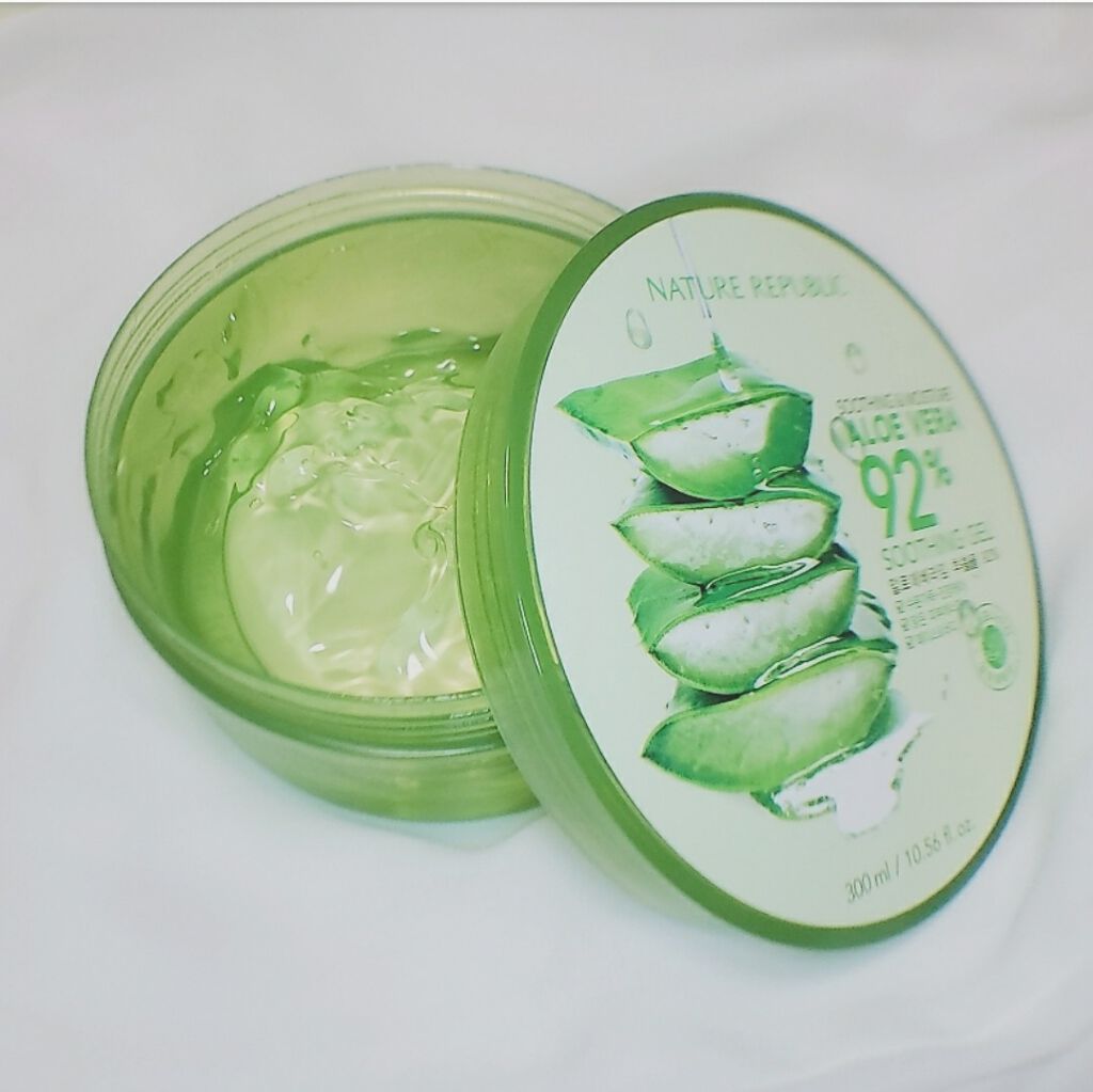 マイルド＆モイスチャーアロエジェル/ネイチャーリパブリック/ボディローションを使ったクチコミ（2枚目）