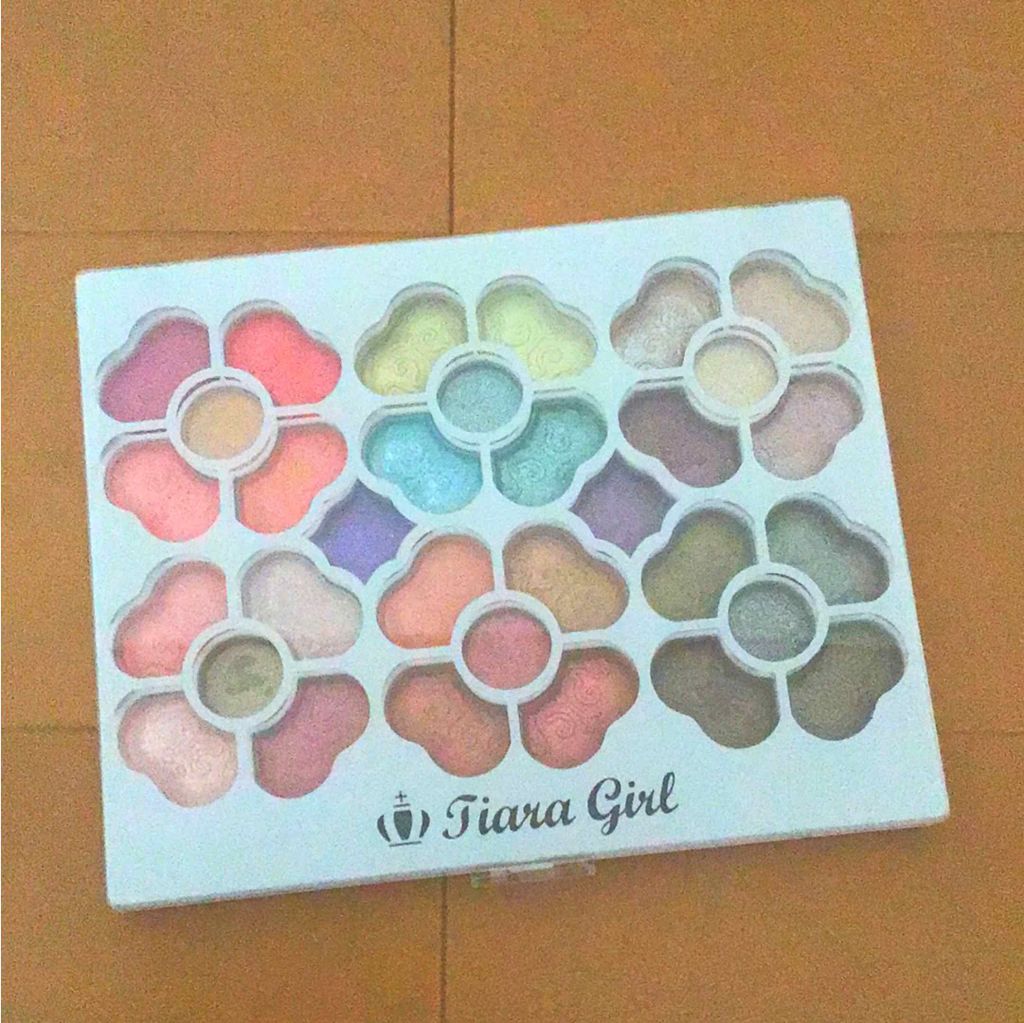 アイカラーパレット/ティアラガール/アイシャドウパレットを使ったクチコミ（1枚目）