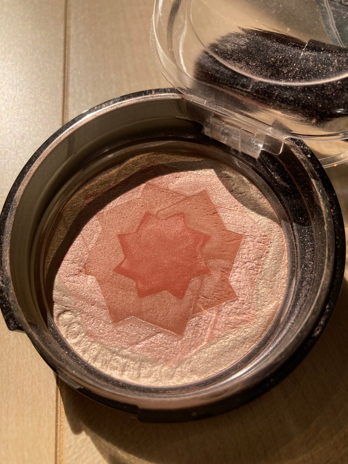 スマイルアップチークスS/コフレドール/パウダーチークを使ったクチコミ(1枚目)