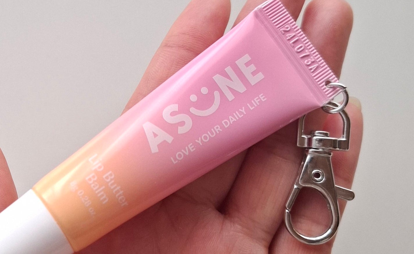 リップバターバーム/ASUNE /リップケアを使ったクチコミ(4枚目)