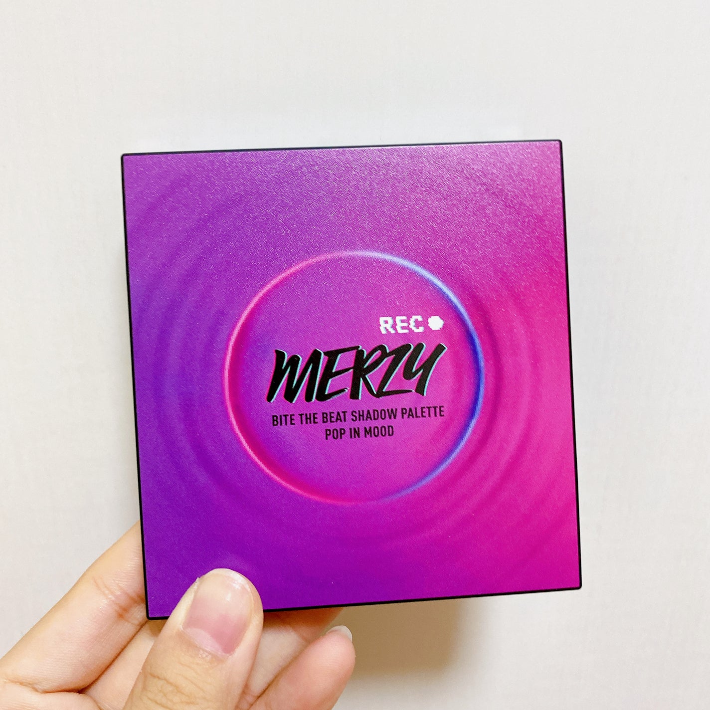 シャドウ パレット ポップ イン ムード/MERZY/アイシャドウパレットを使ったクチコミ(3枚目)