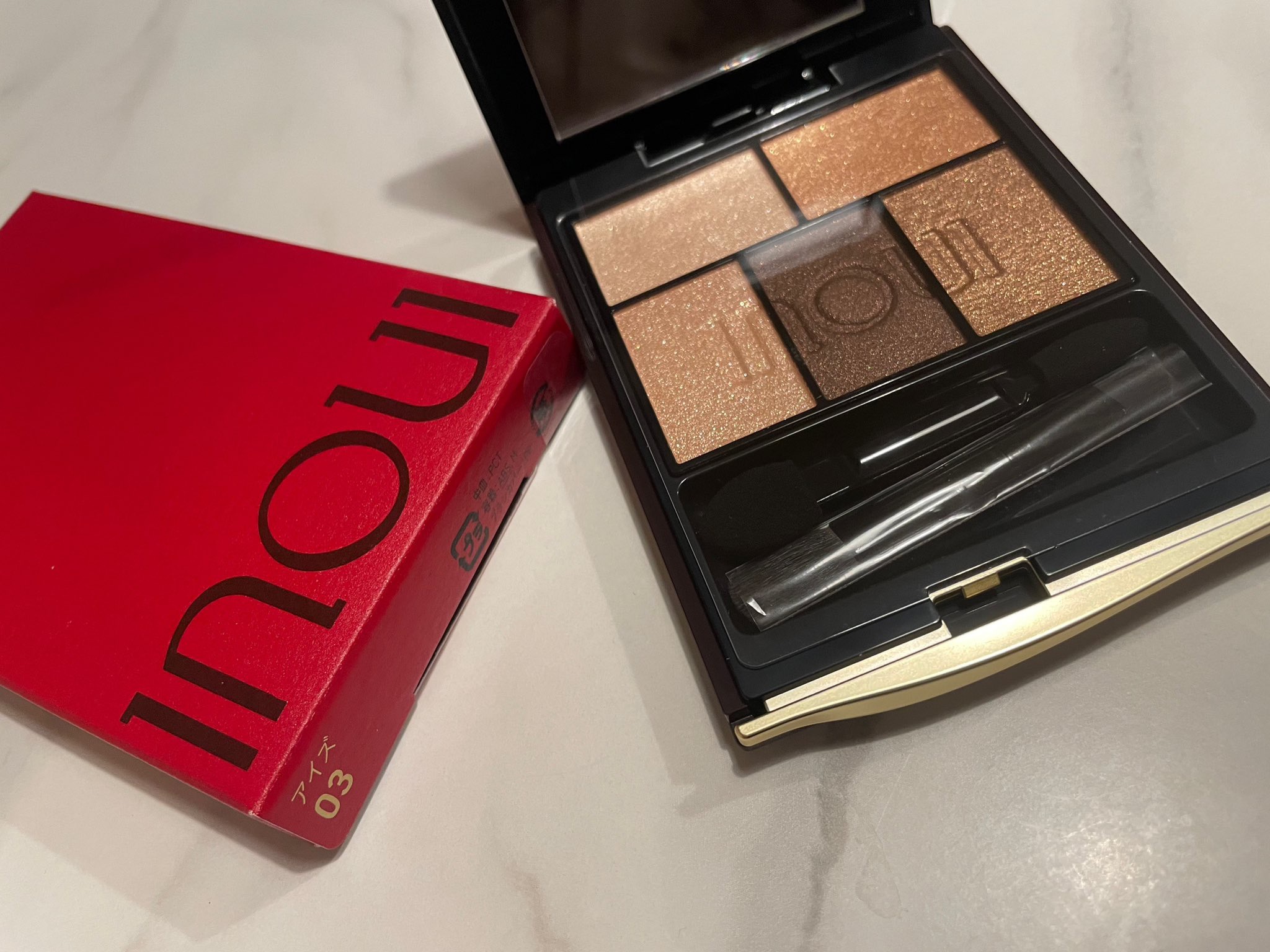 インウイ アイズ 04 モーヴブラウン/INOUI/アイシャドウパレットを使ったクチコミ（1枚目）