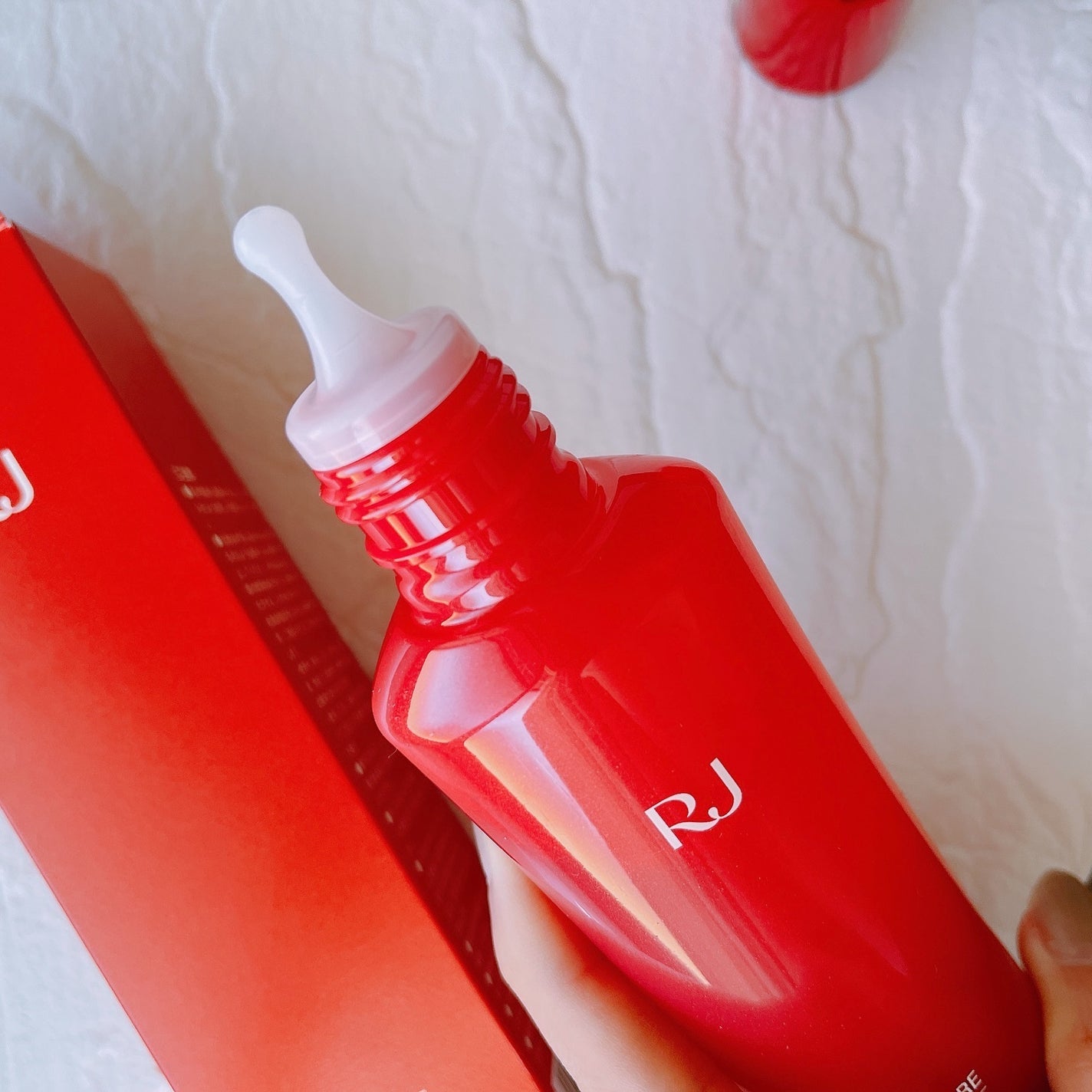 薬用 RJ地肌ケア エッセンス /アピセラピーコスメティクス/頭皮ローションを使ったクチコミ(2枚目)