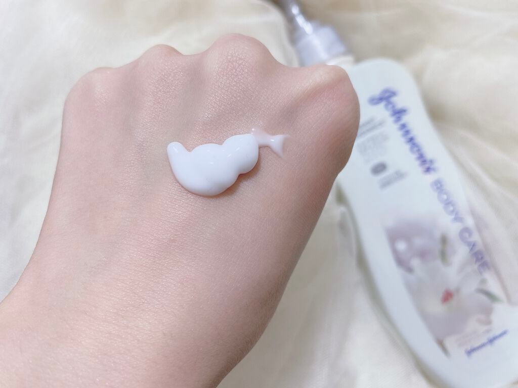 ジョンソンボディケア バイブラント ラディアンス プレミアム ローション/ジョンソンボディケア/ボディローションを使ったクチコミ(3枚目)