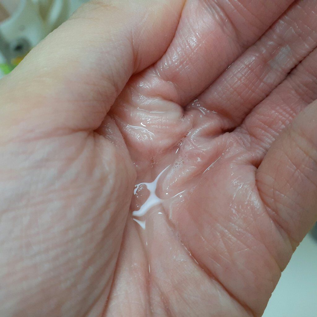 薬用 極潤 スキンコンディショナー/肌ラボ/化粧水を使ったクチコミ（2枚目）