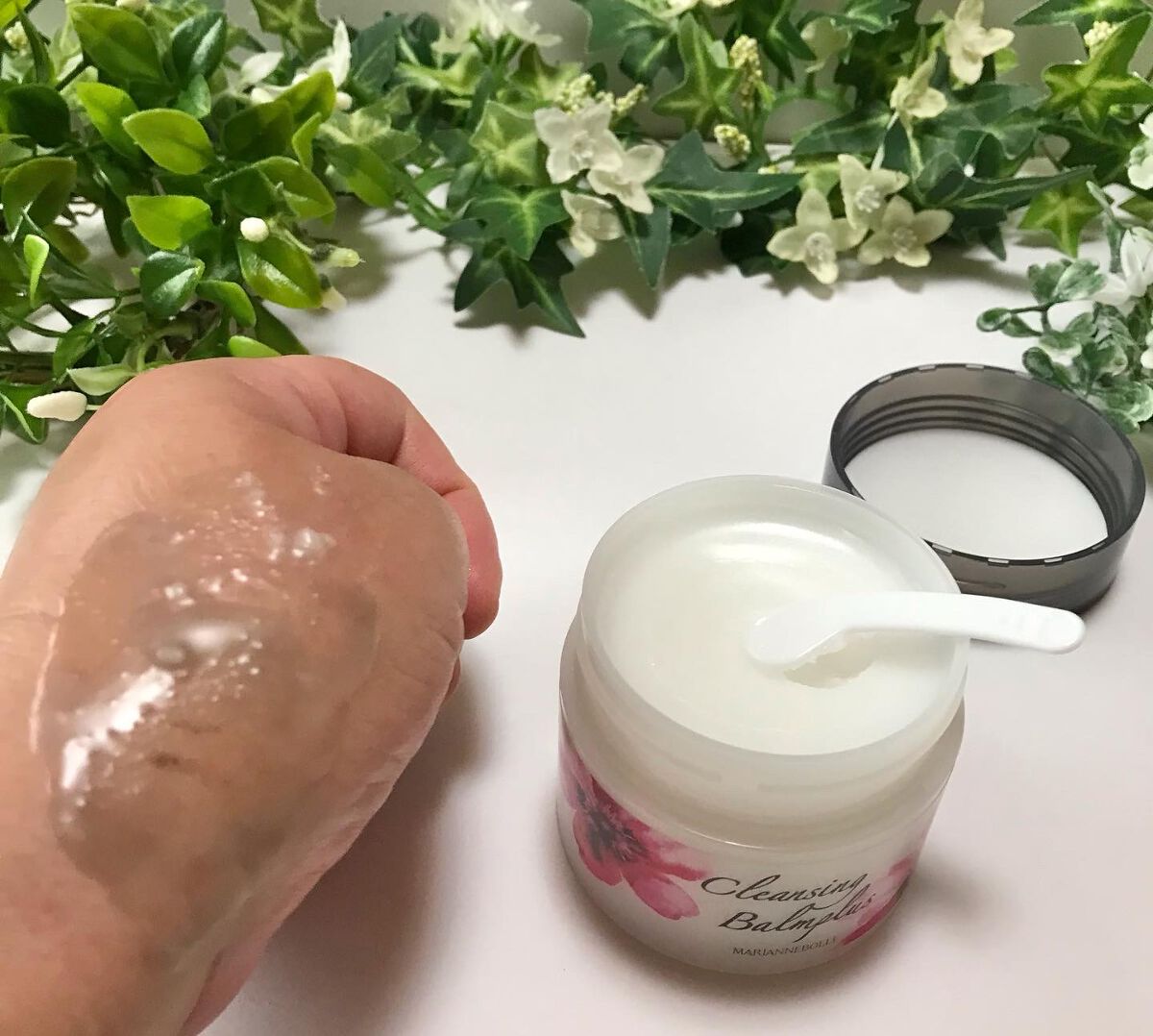 クレンジングバームプラス/マリアンボレ/クレンジングバームを使ったクチコミ(4枚目)