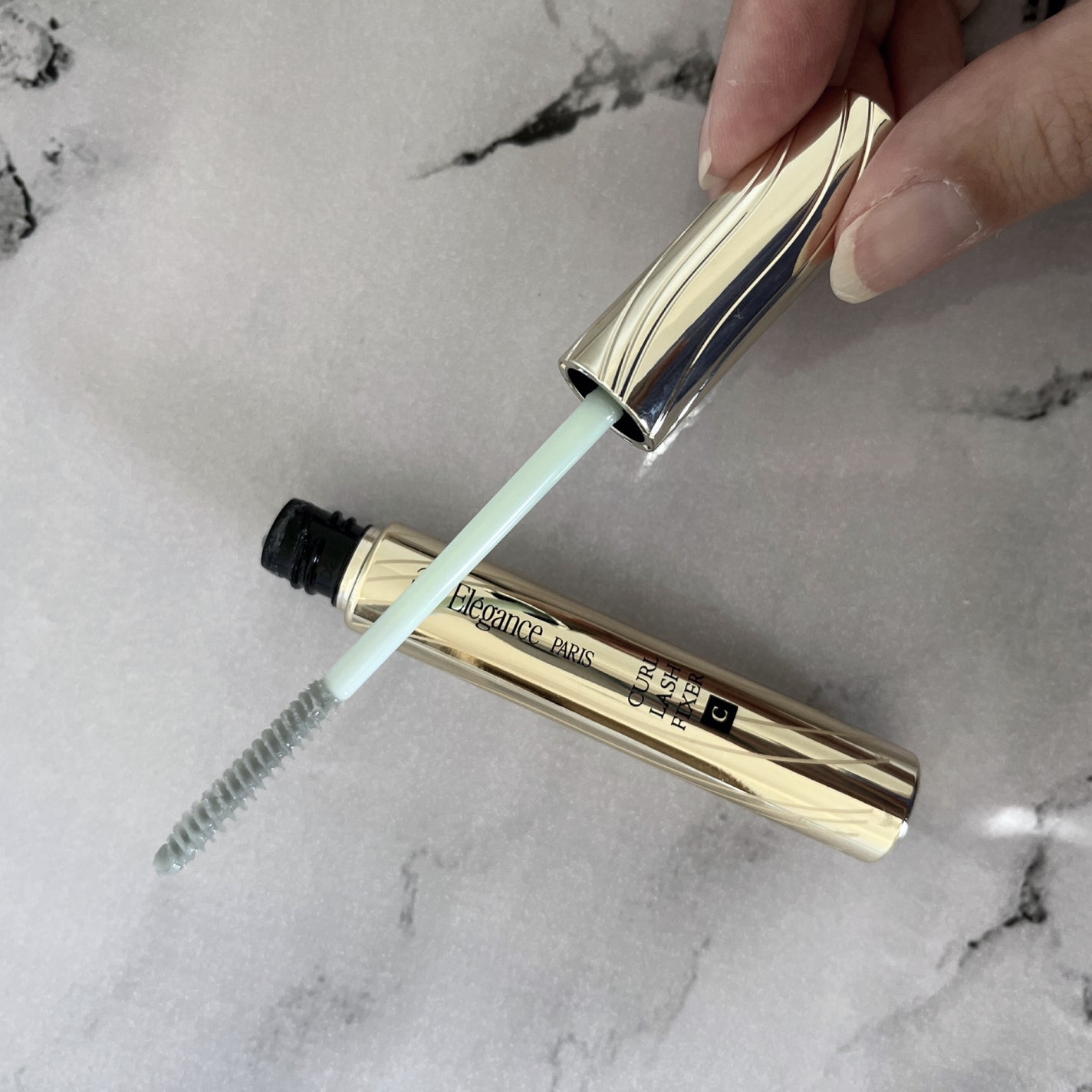 カールラッシュ フィクサー/Elégance/マスカラ下地を使ったクチコミ(2枚目)