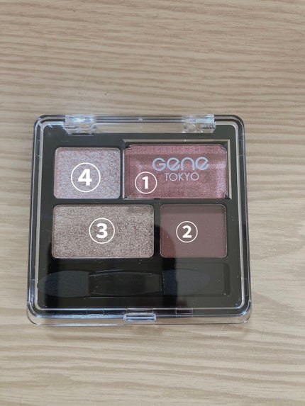 リラクシーアイシャドウ/GENE TOKYO/アイシャドウパレットを使ったクチコミ(2枚目)