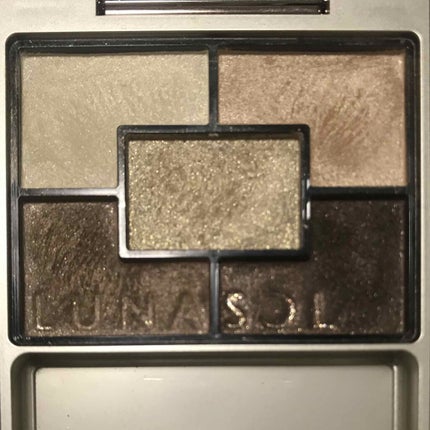 スパークリングアイズ/LUNASOL/アイシャドウパレットを使ったクチコミ(3枚目)