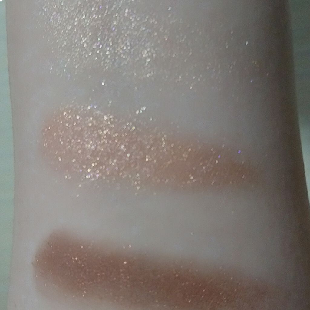 トーンアップアイシャドウ/CEZANNE/アイシャドウパレットを使ったクチコミ(4枚目)