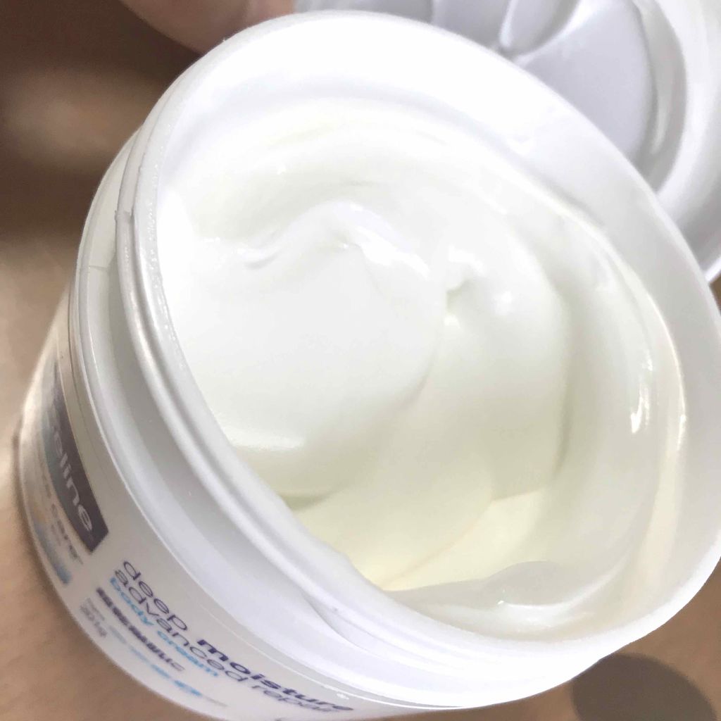 ディープモイスチャー アドバンスドリペア ボディクリーム/ヴァセリン/ボディクリームを使ったクチコミ（3枚目）