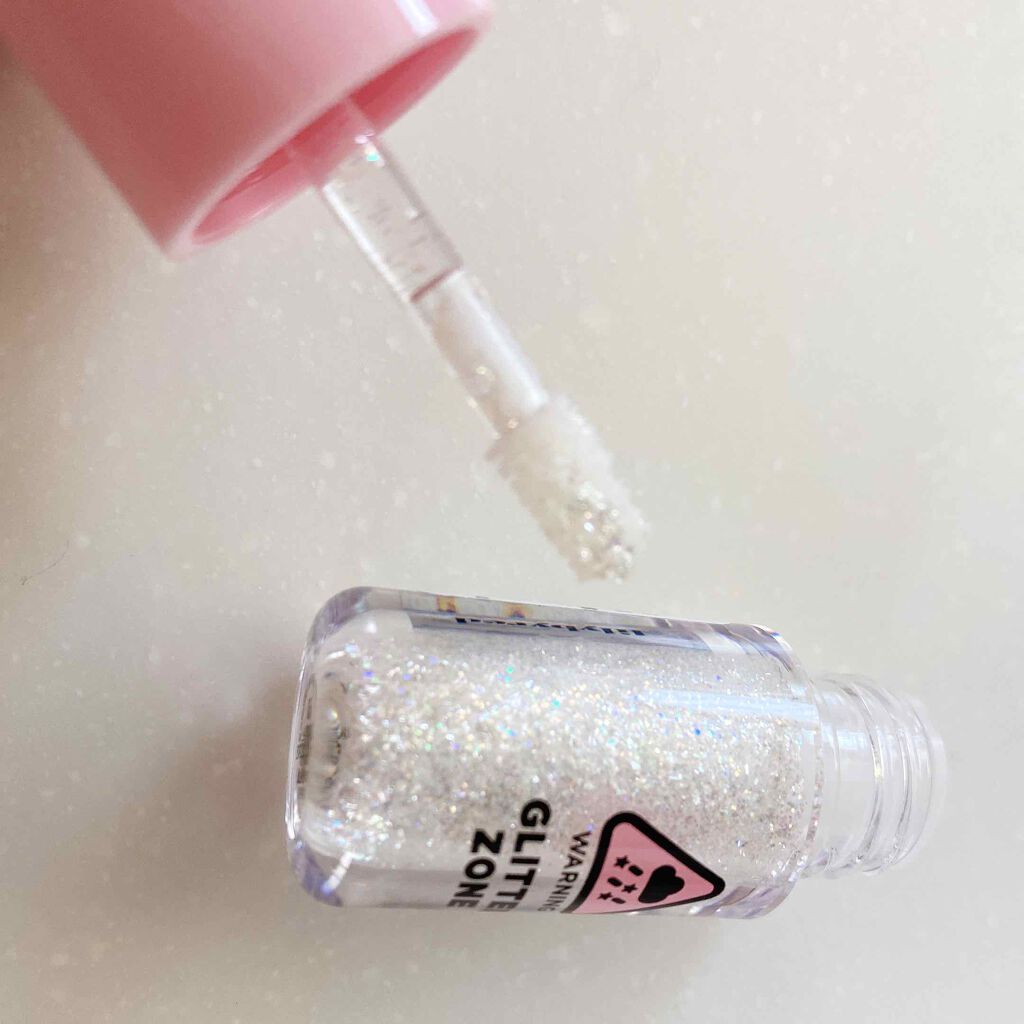 グリッターゾーン FOG/lilybyred/グリッターを使ったクチコミ(3枚目)