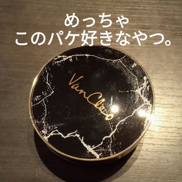 VanCleo プレミアムクッションファンデーションのクチコミ「VanCleo
VanCleo プレミアムクッションファンデーション

SPF50 PA+++.....」（3枚目）