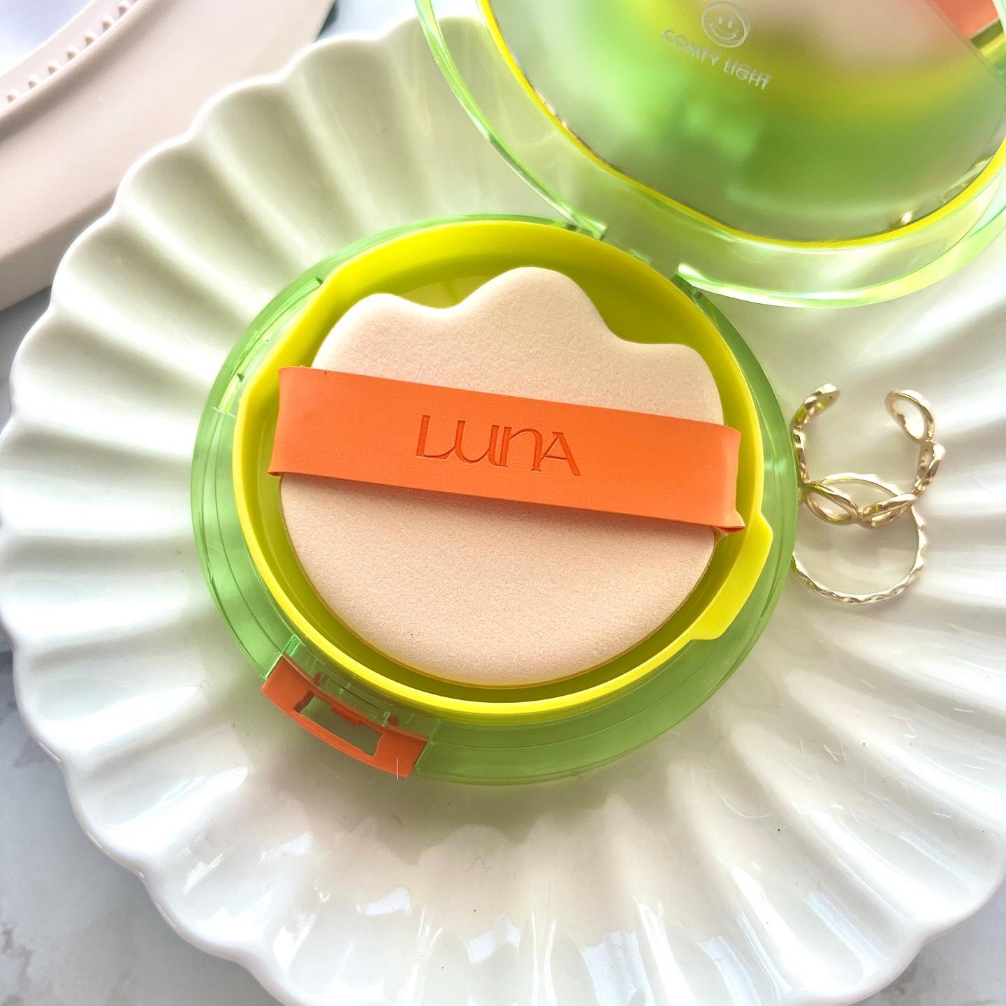 コンフィーライトクッション/LUNA/クッションファンデーションを使ったクチコミ（2枚目）