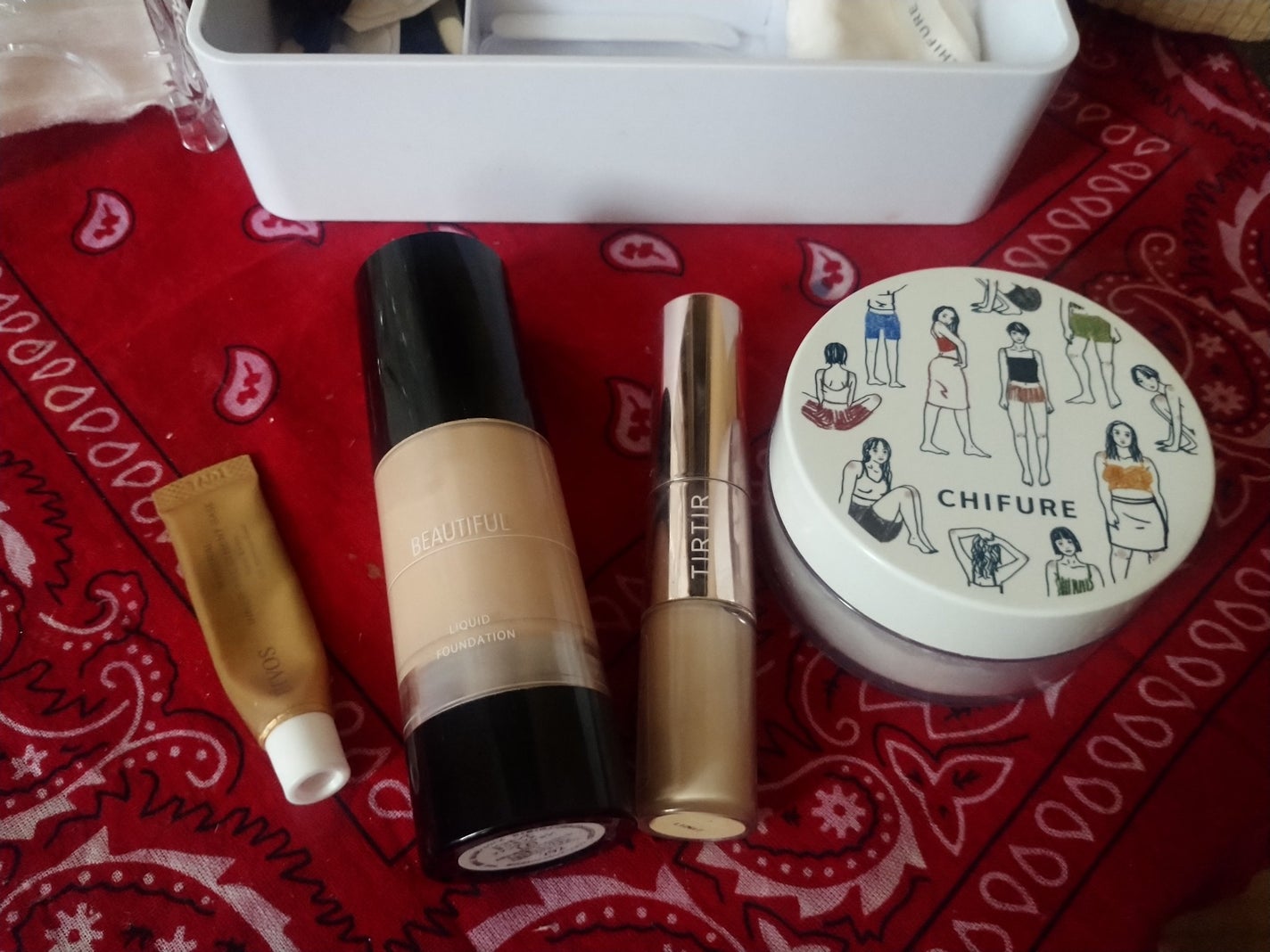 トーンアップアイシャドウ/CEZANNE/アイシャドウパレットを使ったクチコミ(1枚目)