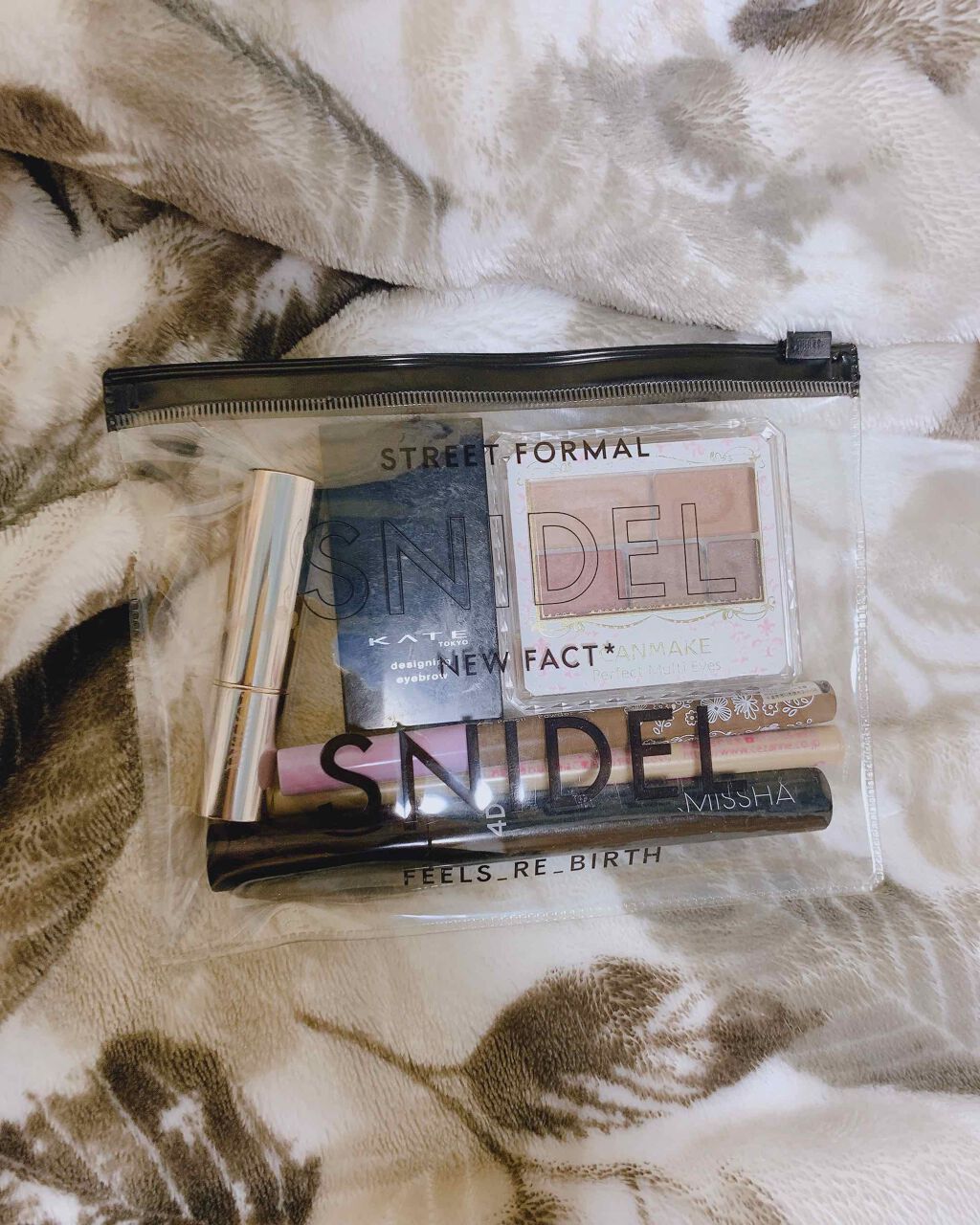 パーフェクトマルチアイズ/キャンメイク/アイシャドウパレットを使ったクチコミ(2枚目)