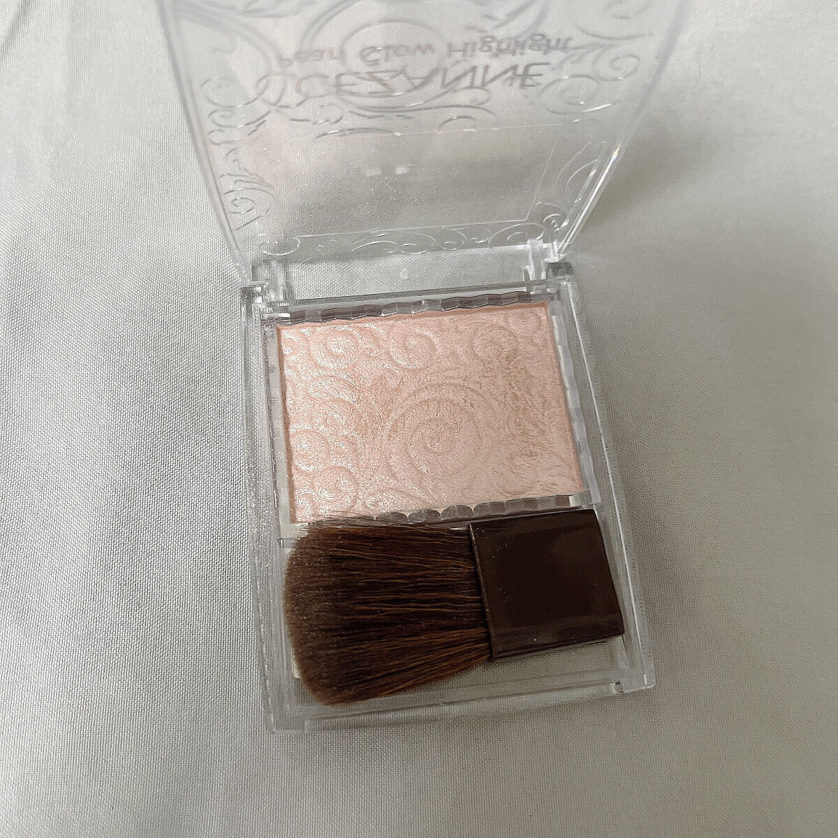 パールグロウハイライト/CEZANNE/パウダーハイライトを使ったクチコミ（2枚目）