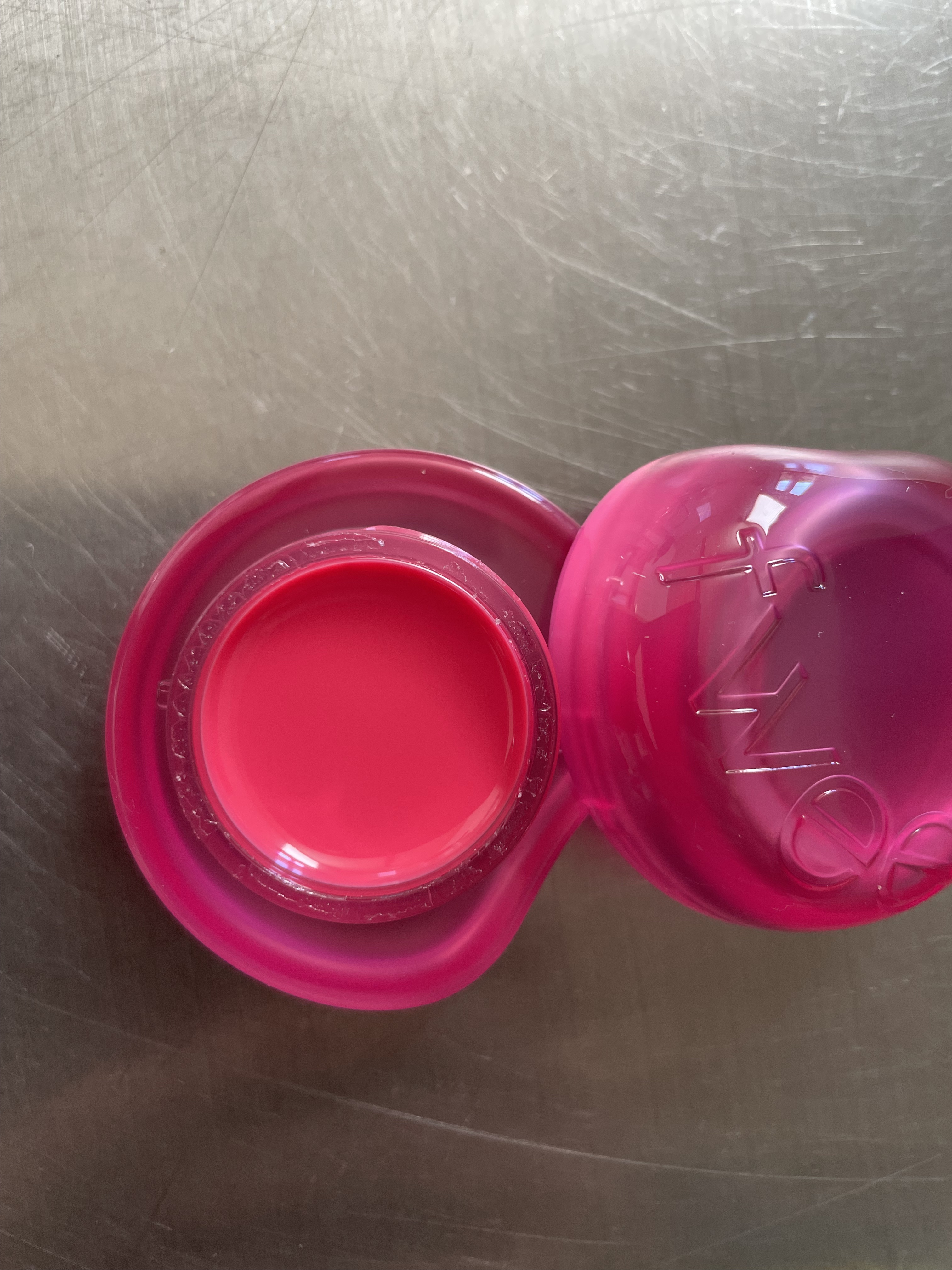 フィー リップアンドチーク グローイジェリーポット JP02 ロリポップ/fwee/リップグロスを使ったクチコミ（1枚目）