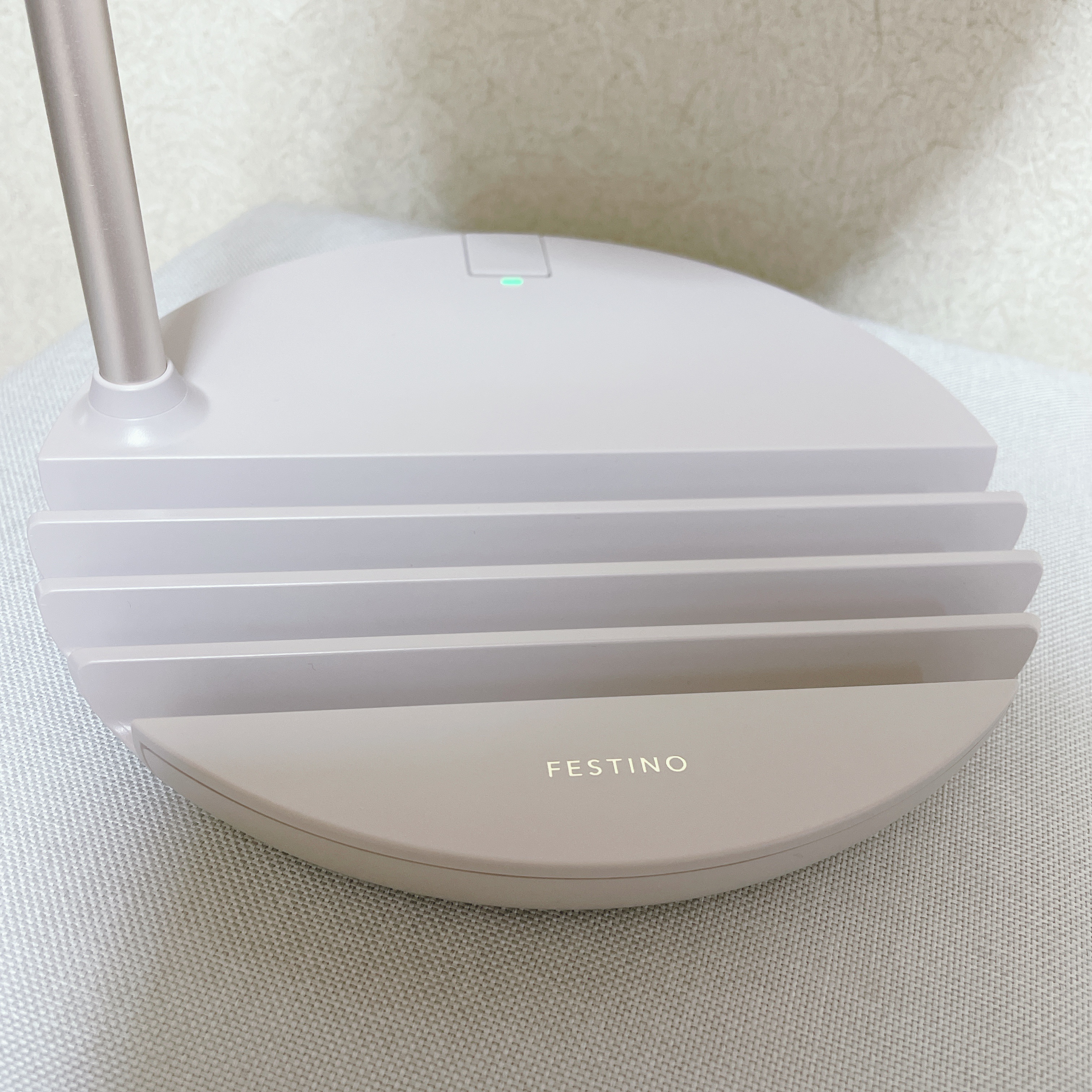 充電式LEDファンミラー/FESTINO/その他化粧小物を使ったクチコミ（3枚目）