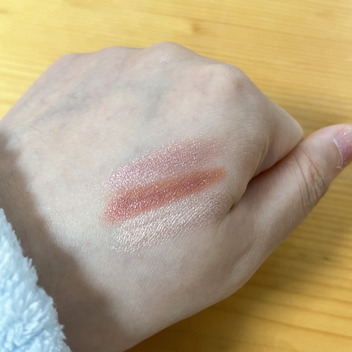 キャビアスティック アイカラー/ローラ メルシエ/スティックアイシャドウを使ったクチコミ(2枚目)