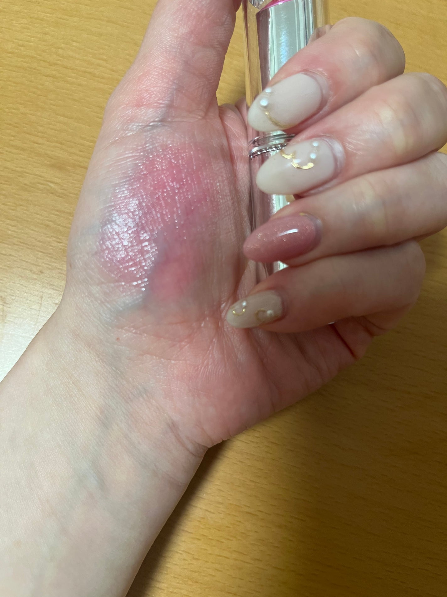 ラスティンググロスリップ/CEZANNE/口紅を使ったクチコミ(3枚目)