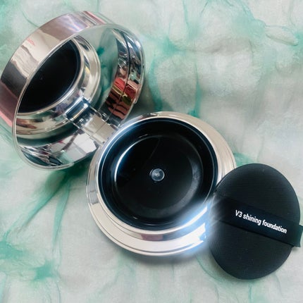 V3シャイニングファンデーション/SPICARE/クッションファンデーションを使ったクチコミ(2枚目)