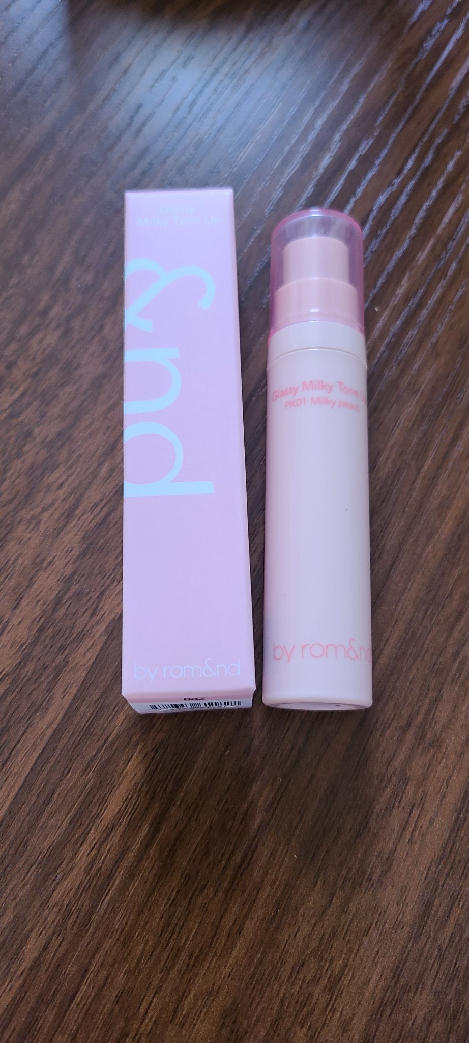 グラッシーミルキートーンアップ  PK01 ミルキーピーチ/&nd by rom&nd/化粧下地を使ったクチコミ（1枚目）