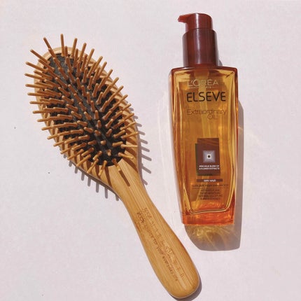 MARKS&WEB ウッドヘアブラシ ナチュラルのクチコミ「#使いきりコスメ
ロレアル パリ
エルセーヴ エクストラオーディナリーオイル
エクストラリ.....」(3枚目)