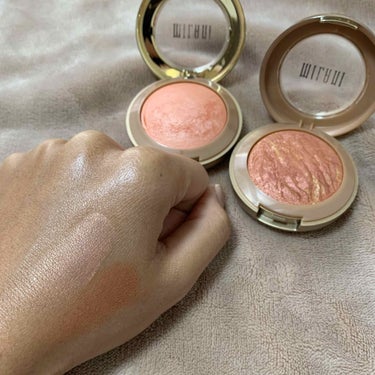 Milani Cosmetics BAKED POWDER BLUSHのクチコミ「◼︎MILANI◼︎
BAKED POWDER BLUSH
左→LUMINOSO
右→ROSE.....」（3枚目）