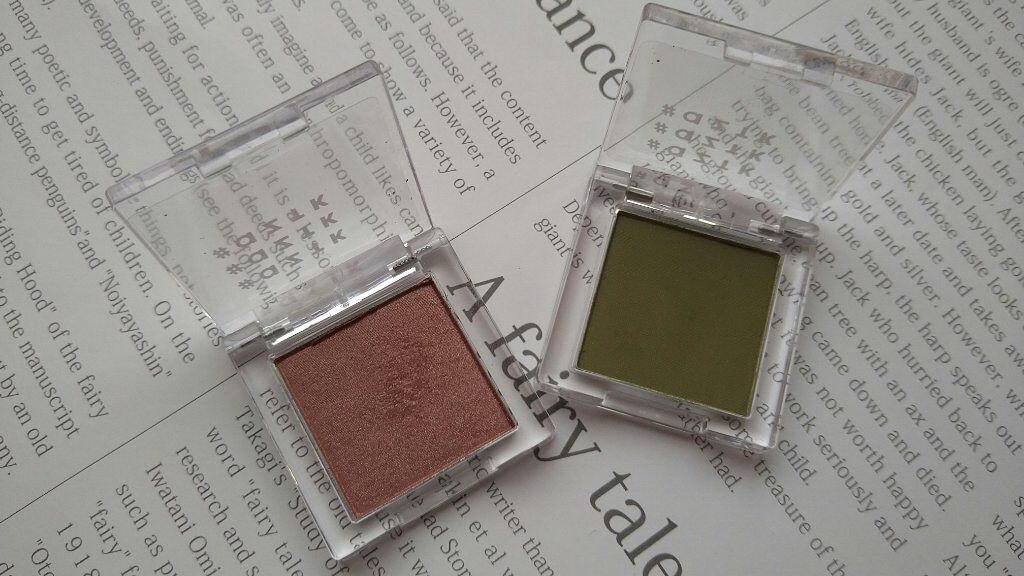 シングルアイシャドウ 08 モエギグリーン/aZTK/単色アイシャドウを使ったクチコミ（2枚目）