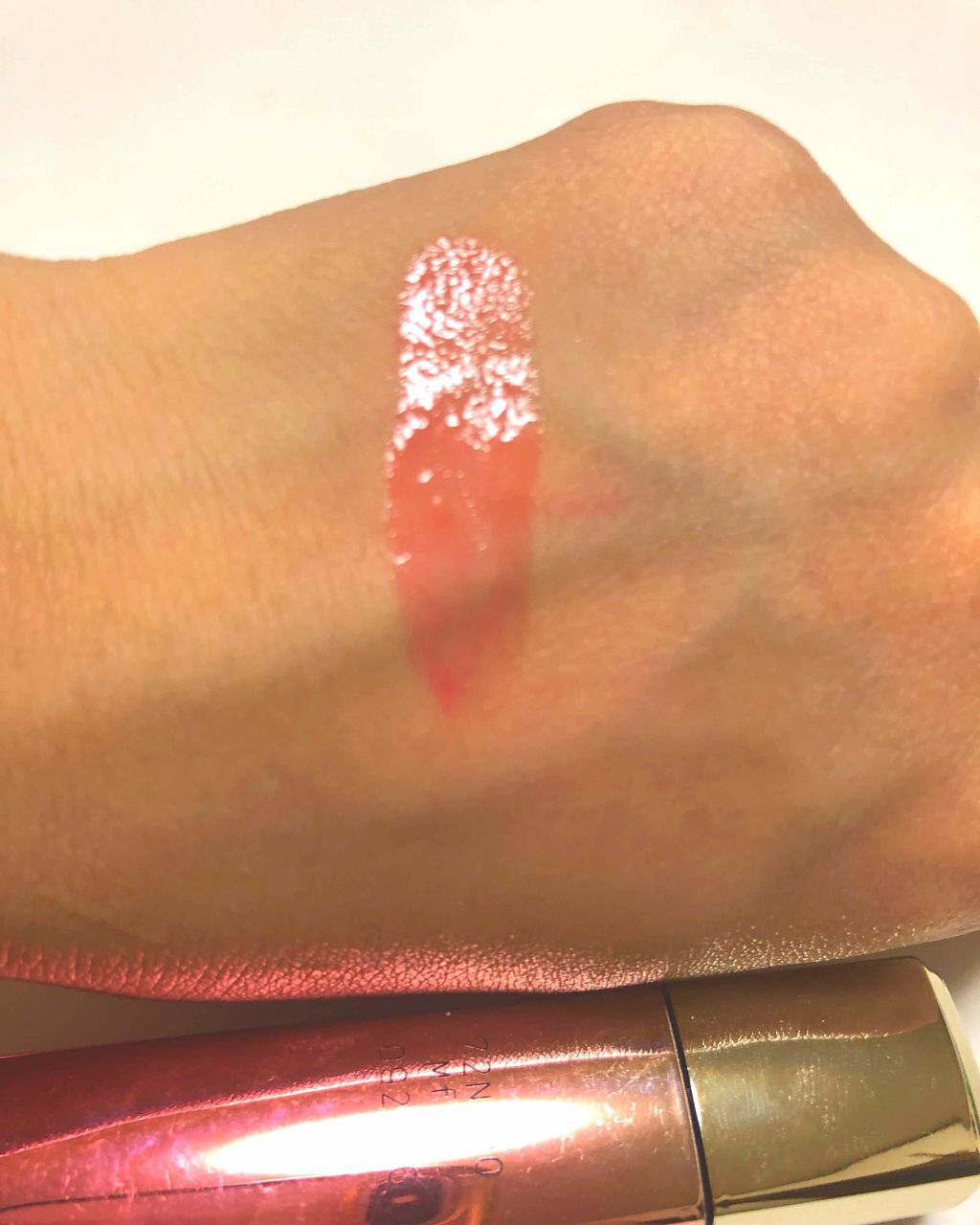 ユイルカレス/ロレアル パリ/リップグロスを使ったクチコミ(3枚目)