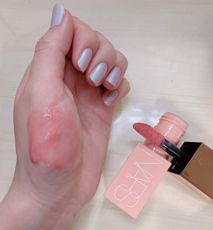 アフターグロー リキッドブラッシュ/NARS/リキッドチークを使ったクチコミ(2枚目)