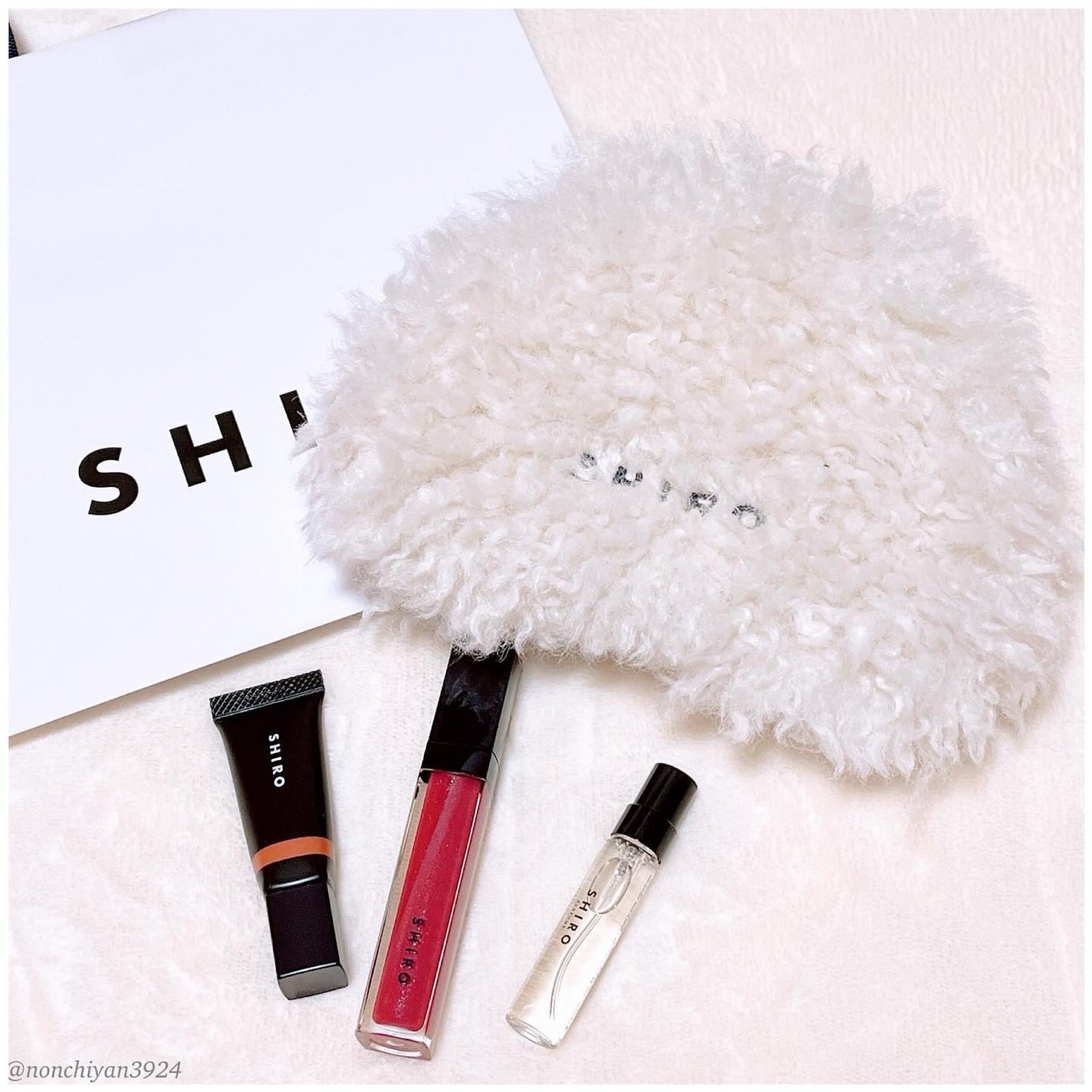 ホリデーメイクアップセット/SHIRO/メイクアップキットを使ったクチコミ(1枚目)
