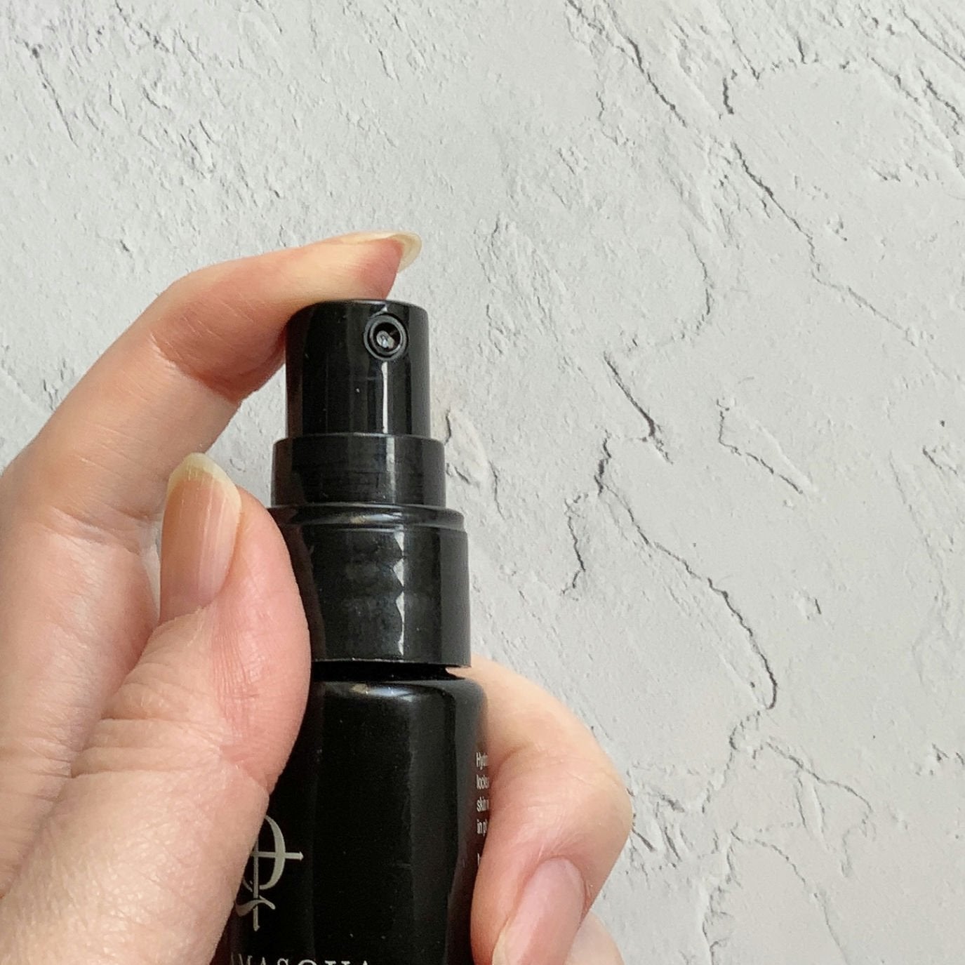 ハイドラセッティングスプレー/Illamasqua/ミスト状化粧水を使ったクチコミ(2枚目)