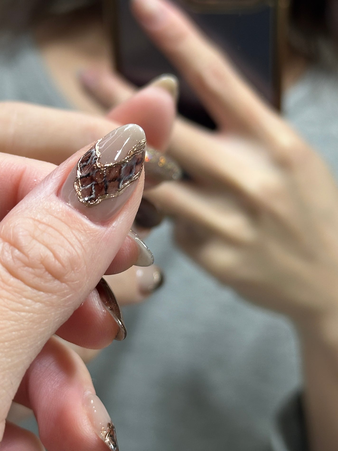 🐒ズボラママみっちゃんの高見えネイル💅 on LIPS 「←他にもたくさん投稿してます2024年もたくさんお世話になりま..」(1枚目)