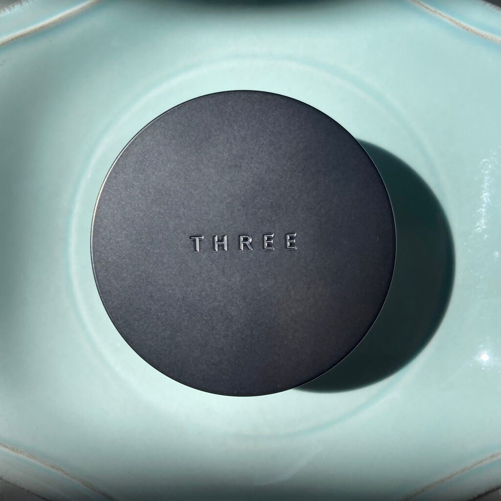 アドバンスドエシリアルスムースオペレーター ルースパウダー/THREE/ルースパウダーを使ったクチコミ(1枚目)