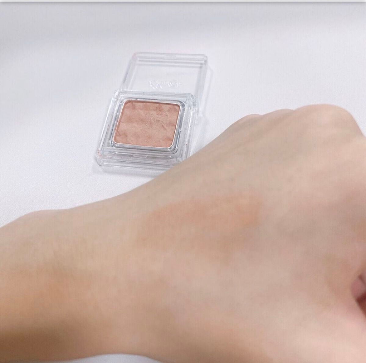 シェード&シャドー/BBIA/単色アイシャドウを使ったクチコミ(3枚目)