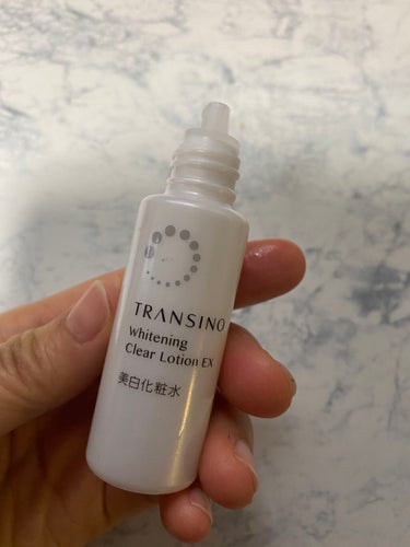 トランシーノ 薬用ホワイトニングクリアローションEXのクチコミ「シミ対策に#トランシーノ薬用ホワイトニングクリアローションEXを試してみました！

成分は、
.....」（2枚目）