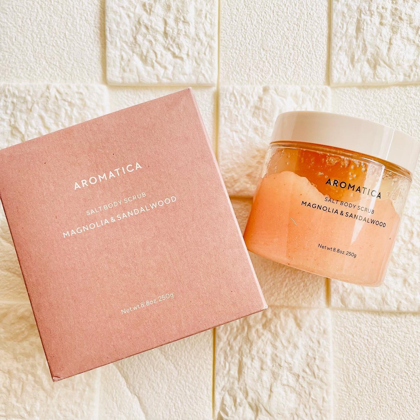 ソルトボディスクラブマグノリア&サンダルウッド/AROMATICA/ボディスクラブを使ったクチコミ(5枚目)