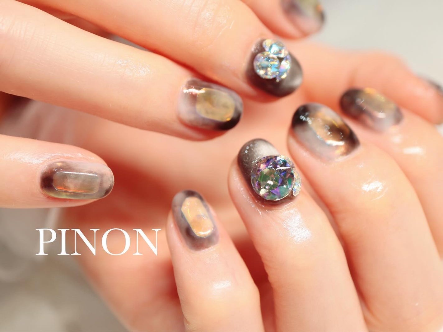 shino on LIPS 「nuance×icepatch🤍🖤🩶のオーダーでした☺︎角度が..」(2枚目)