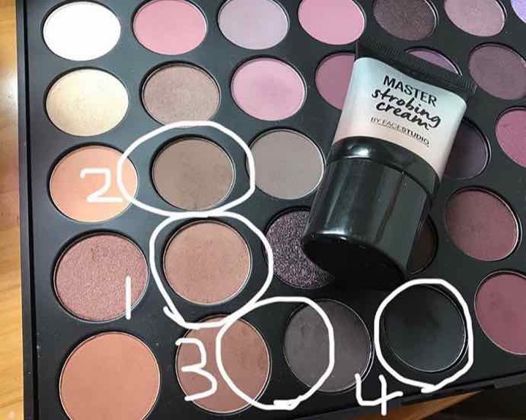 35F - Fall Into Frost Palette/Morphe/アイシャドウパレットを使ったクチコミ（2枚目）